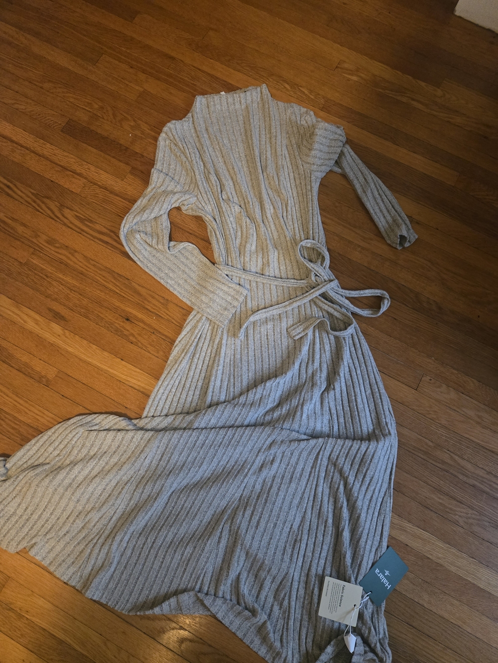 Ribbed Knit Long Sleeve Midi Dress - Light Gray